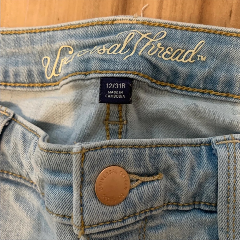 Universal thread jeans - Picture 2 of 5